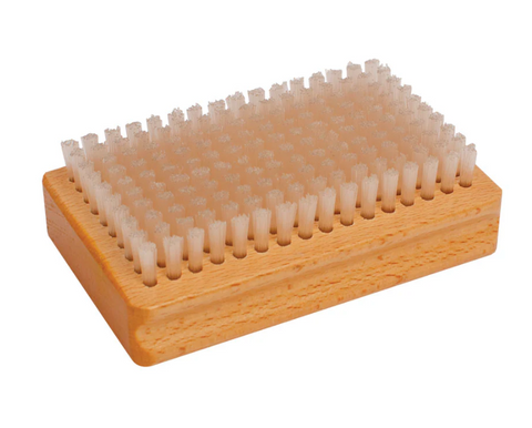 One Ball: Nylon Waxing Brush