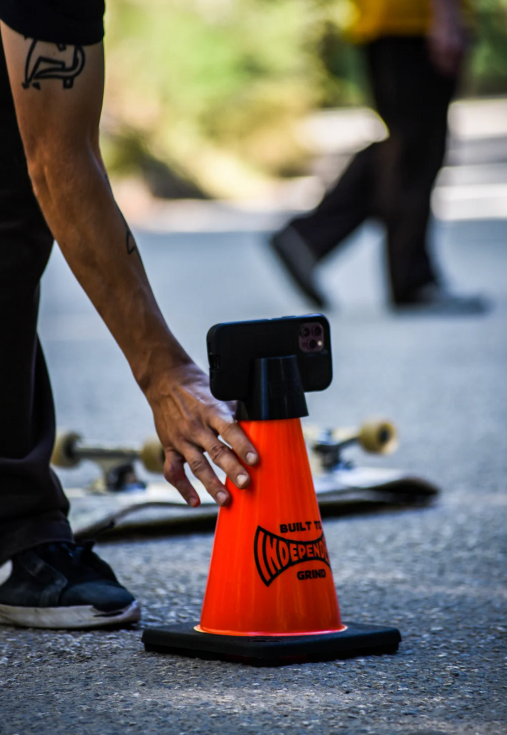 Independent: Built To Grind Phone Cone