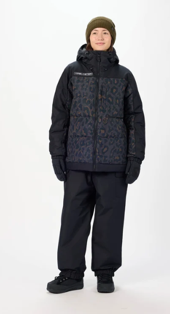 AirBlaster: W's Freedom Down Jacket 27' - Black Lepard