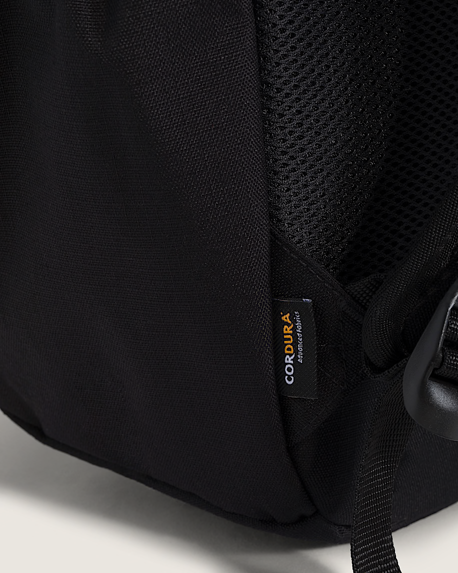 Vans: Divert Backpack - Black
