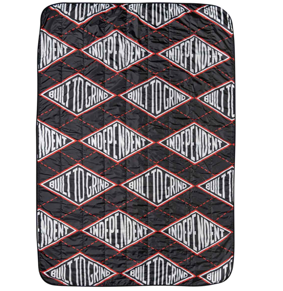 Independent BTG Pivot Quilted Blanket - Black/White/Red