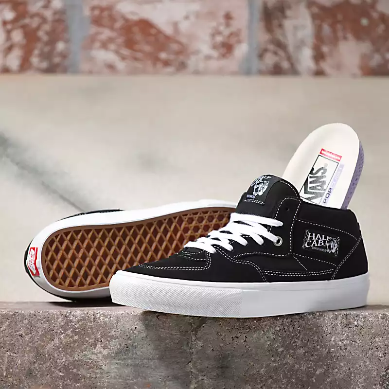 Vans Skate Half Cab Black White